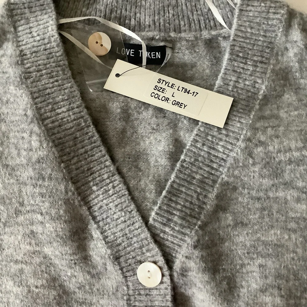 Love Token Ruffled Sleeve Button Sweater Grey Size L New - Picture 5 of 6